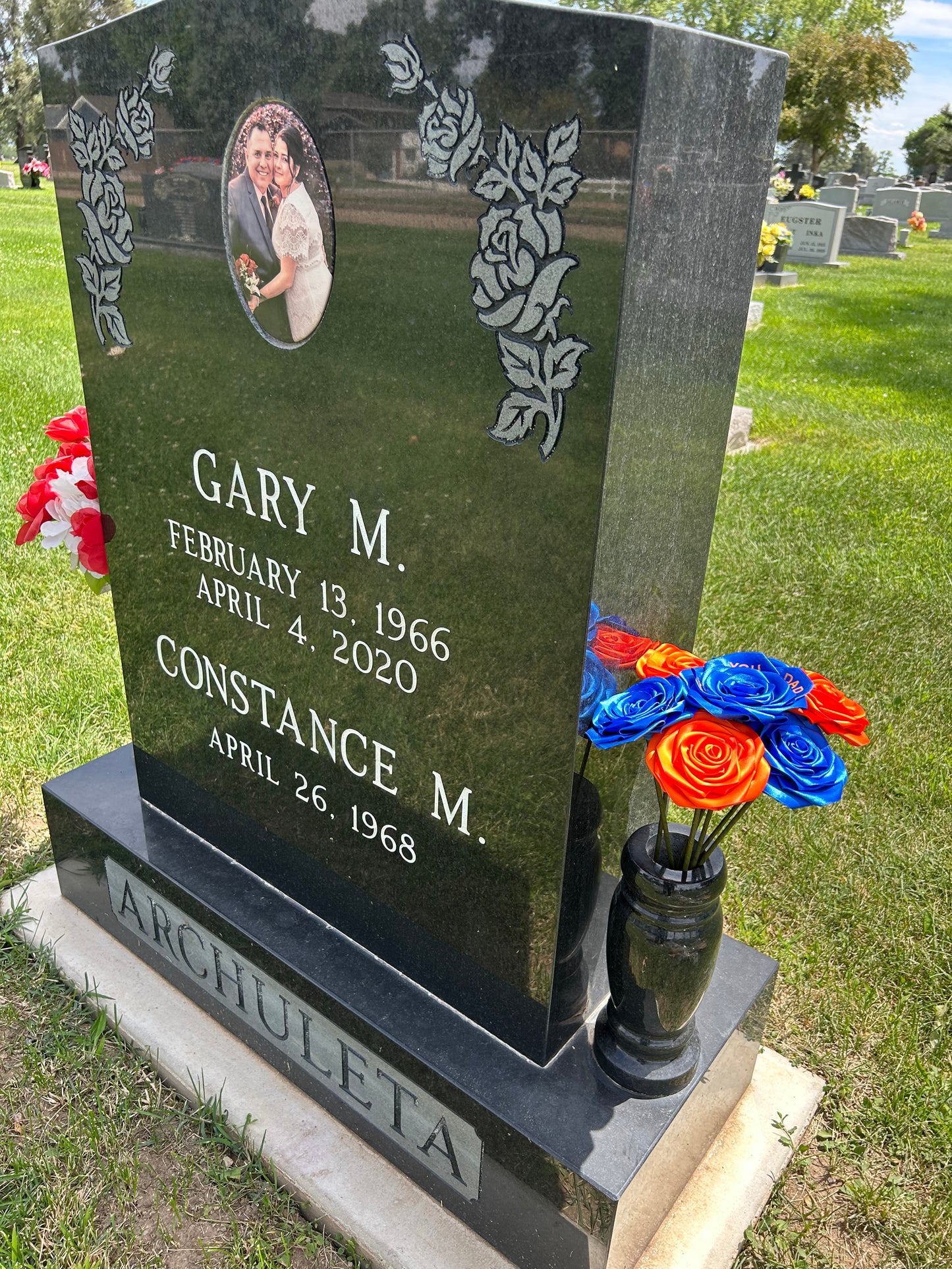 Eternal roses for eternal love